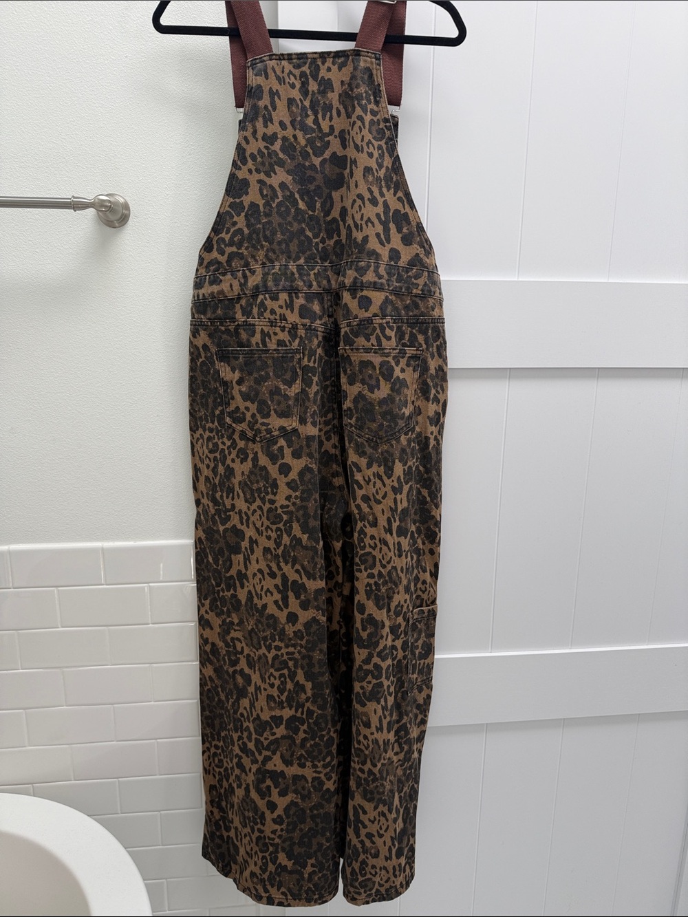 🔥 VIRAL CIDER Leopard Print Denim Wide Leg Overalls - Size XL 🔥 - Picture 6 of 10
